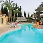 فيلة Agora *