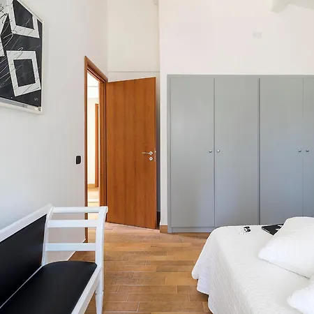 Agora Villa *